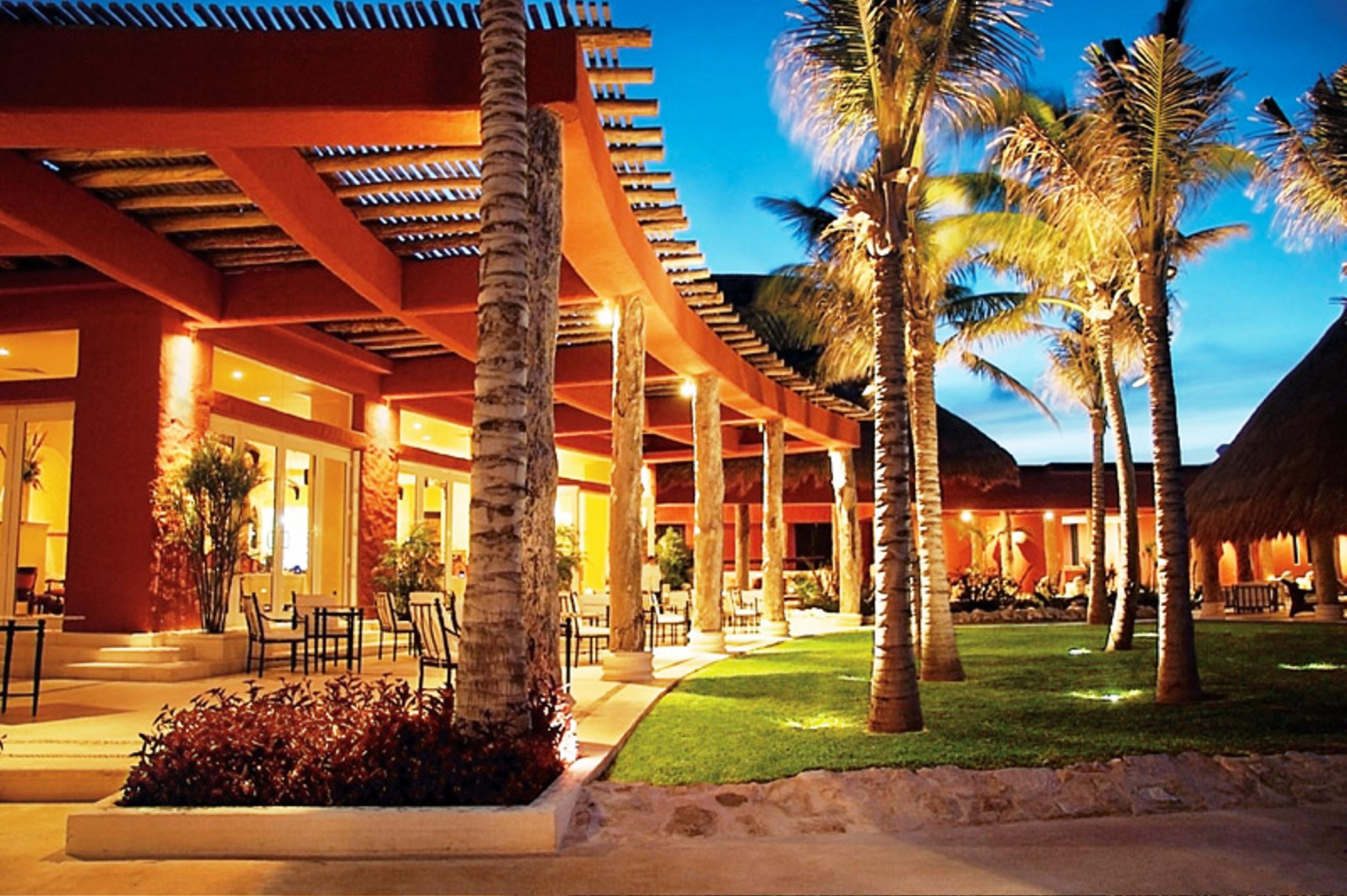 Paraiso De La Bonita Adult All-Inclusive, A Luxury Collection Resort بويرتو موريلوس المظهر الخارجي الصورة